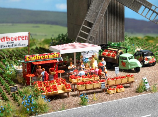 BUSCH 1073 H0 Erdbeer-Verkauf 