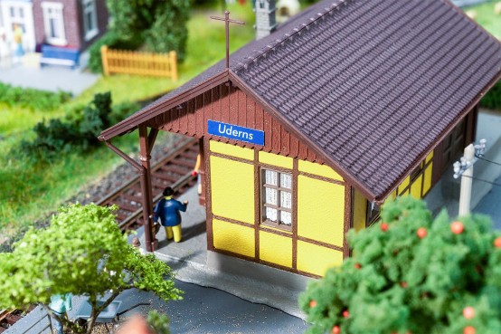 FALLER 110137 H0 Bahnhof Uderns 