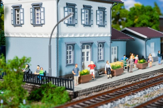 FALLER 110138 H0 Bahnhof Oberstenfeld 