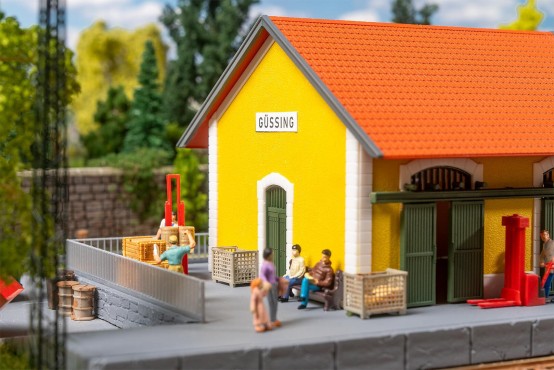 Preview: FALLER 110154 H0 Bahnhof Güssing 