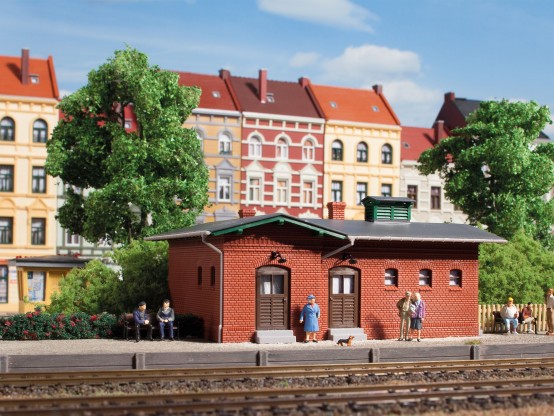 Auhagen 11384 H0 Bahnhofstoilette 