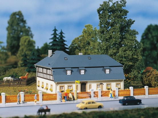 Auhagen 11385 H0 Wohnhaus Mühlenweg 1 