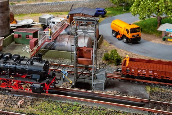 FALLER 120295 H0 Ausschlackanlage mit Antriebsteilen 
