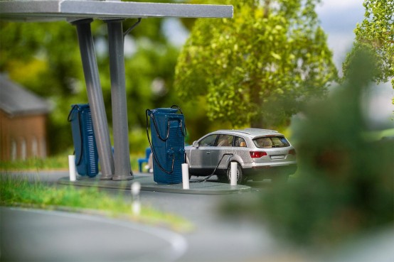 Preview: FALLER 130153 H0 E-Tankstelle 