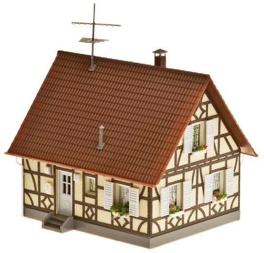 Preview: FALLER 130221 H0 Einfamilienhaus mit Fachwerk 