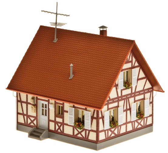 Preview: FALLER 130222 H0 Einfamilienhaus mit Fachwerk 