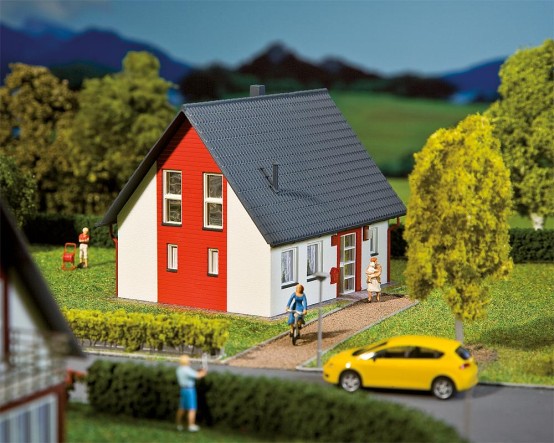 FALLER 130315 H0 Einfamilienhaus, rot 