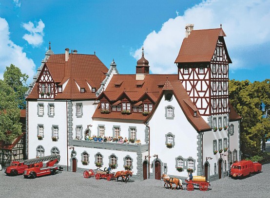 Preview: FALLER 130337 H0 Historische Feuerwache 1 Nürnberg 