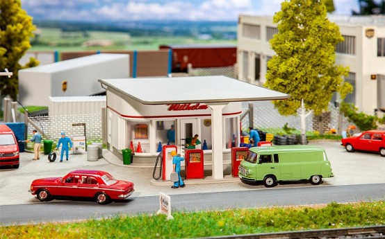 FALLER 130590 H0 Tankstelle 50er Jahre 