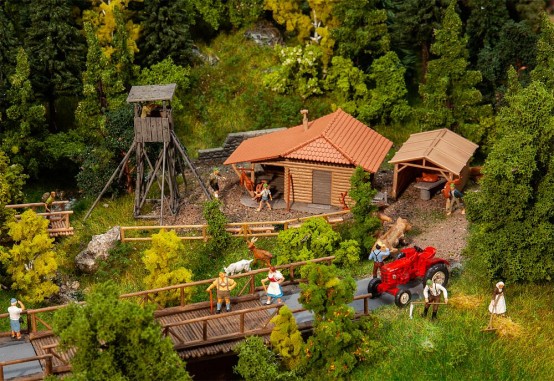 FALLER 130637 H0 Jagdhütte mit Hochsitz 
