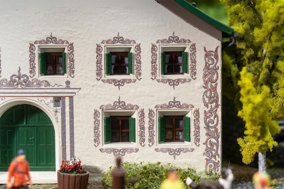 Preview: FALLER 130662 H0 Bündnerhaus Guarda 