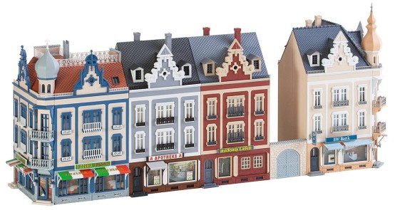 Preview: FALLER 130701 H0 Stadthäuserzeile Beethovenstraße 