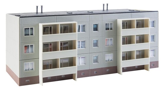 Preview: FALLER 130801 H0 Plattenbau P2 Basispackung 