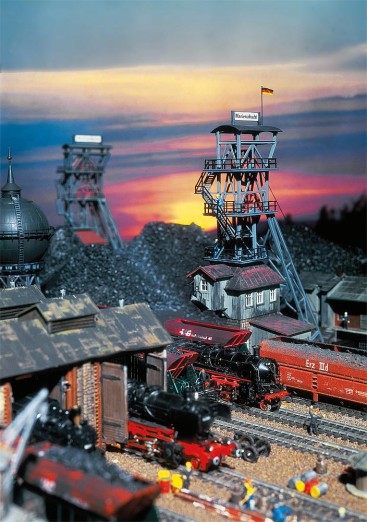 FALLER 130945 H0 Förderanlage Marienschacht 