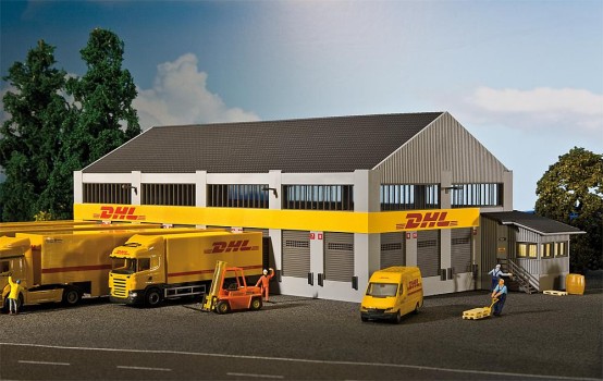 FALLER 130981 H0 Logistik-Zentrum DHL 