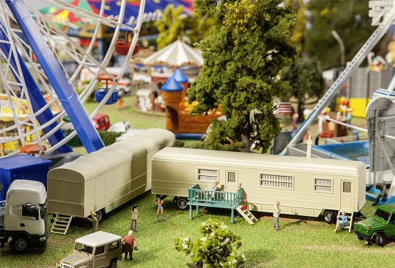 FALLER 140481 H0 Kirmeswagen-Set II 