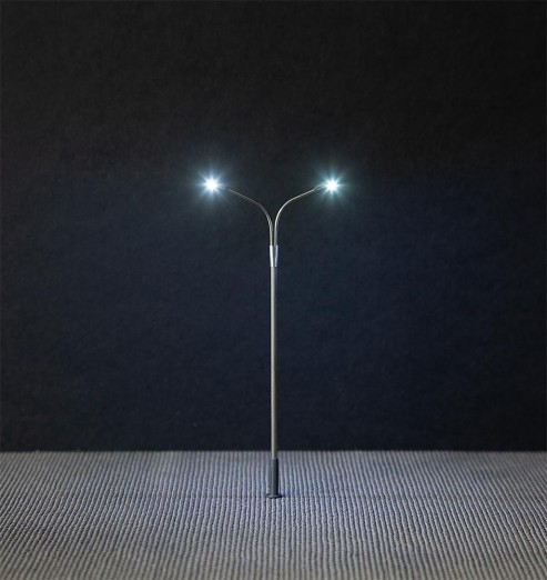 Preview: FALLER 180201 H0 LED Peitschenleuchte, Doppelausleger 