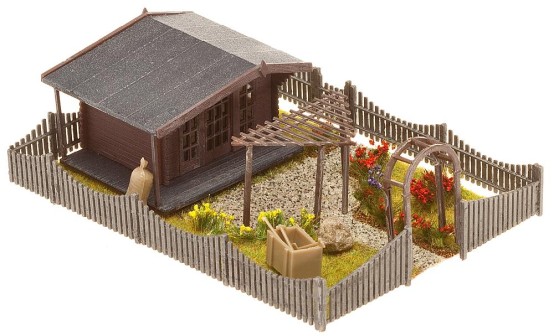 Preview: FALLER 180491 H0 Schrebergarten mit Gartenlaube 