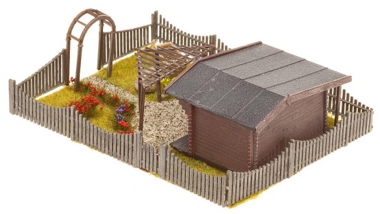 Preview: FALLER 180491 H0 Schrebergarten mit Gartenlaube 