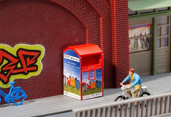 FALLER 180985 H0 Altkleidercontainer 