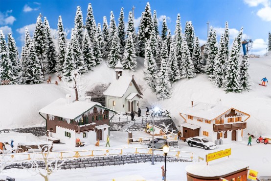 Preview: FALLER 190142 H0 Aktions-Set Winter in den Bergen 