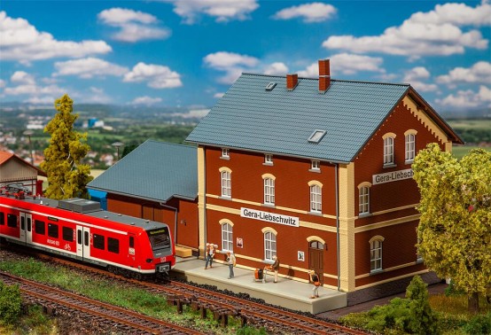 FALLER 191759 H0 Bahnhof Gera-Liebschwitz 