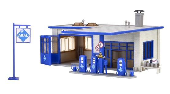 Preview: Vollmer 45156 H0 Aral-Tankstelle 