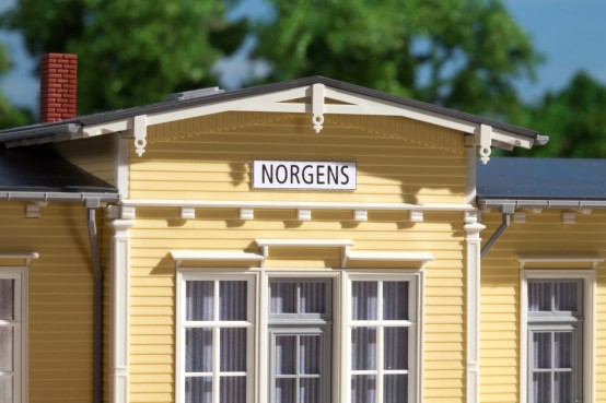 Preview: Auhagen 11449 H0 Bahnhof Norgens 