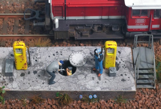 Preview: BUSCH 1413 H0 Diesel-Tankstelle 