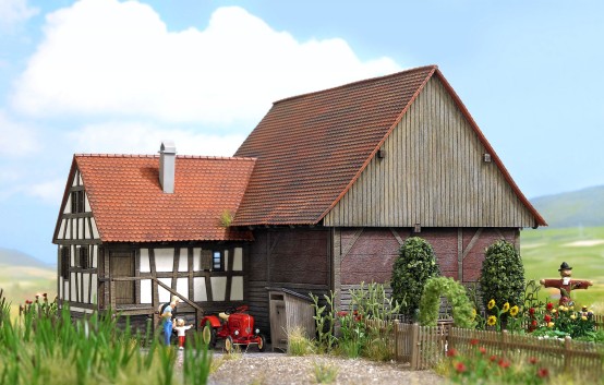 BUSCH 1503 H0 Kleinbauernhaus aus Mennwangen 
