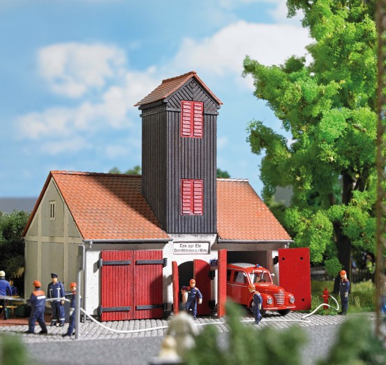 BUSCH 1660 H0 Feuerwehrgebäude Jonaswalde 