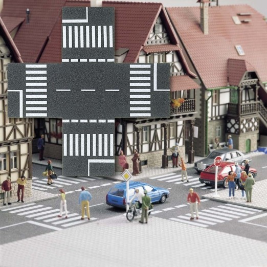 Preview: BUSCH 7074 H0 Straßenkreuzung 