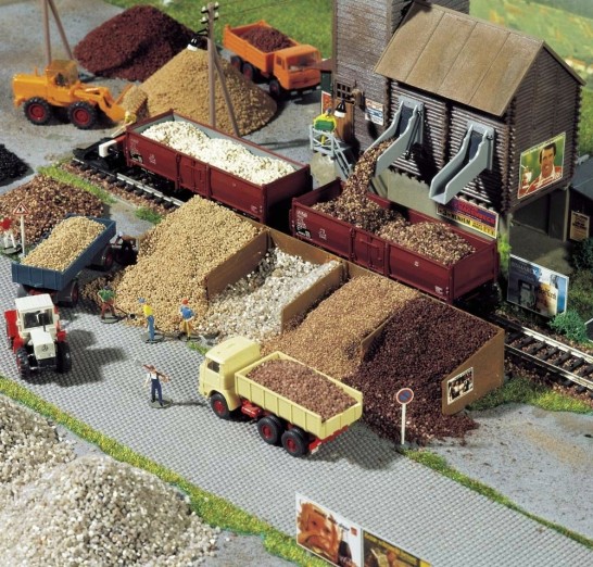Preview: BUSCH 7078 H0 Kopfsteinpflaster-Straße 