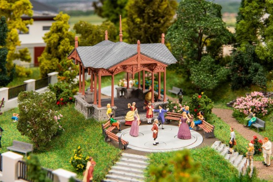 FALLER 130655 H0 Musikpavillon mit tanzenden Figuren 