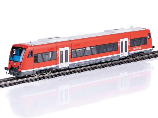 Märklin 36965 H0 Dieseltriebwagen Regio Shuttle RS1, BR 650 120-8 "Digital+Sound"