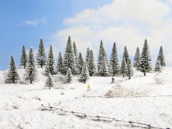NOCH 26928 H0/TT Schneetannen 10 Stück, 5-14 cm hoch 