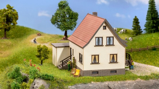 NOCH 63606 N Siedlungshaus mit Garage 