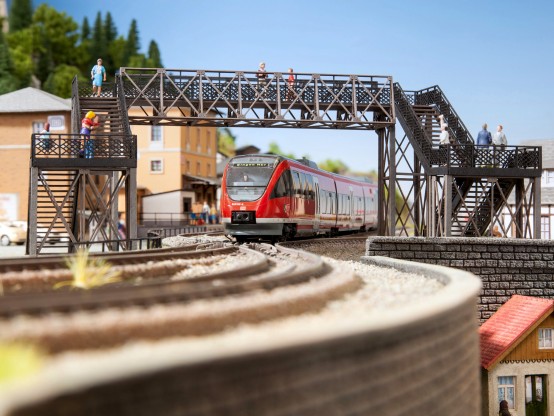 Preview: NOCH 67070 H0 Fußgängerübergang Grundbausatz 