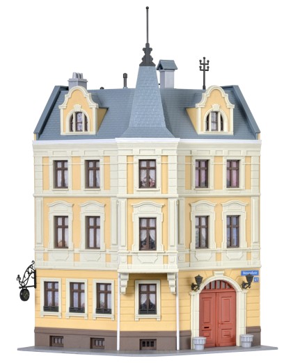 Preview: Kibri 38296 H0 Haus am Wochenmarkt 