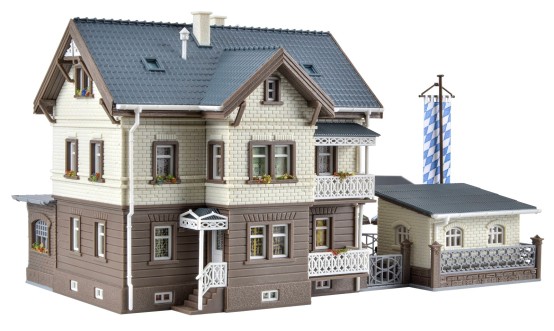 Preview: Vollmer 43663 H0 Bahnhofsgaststätte 