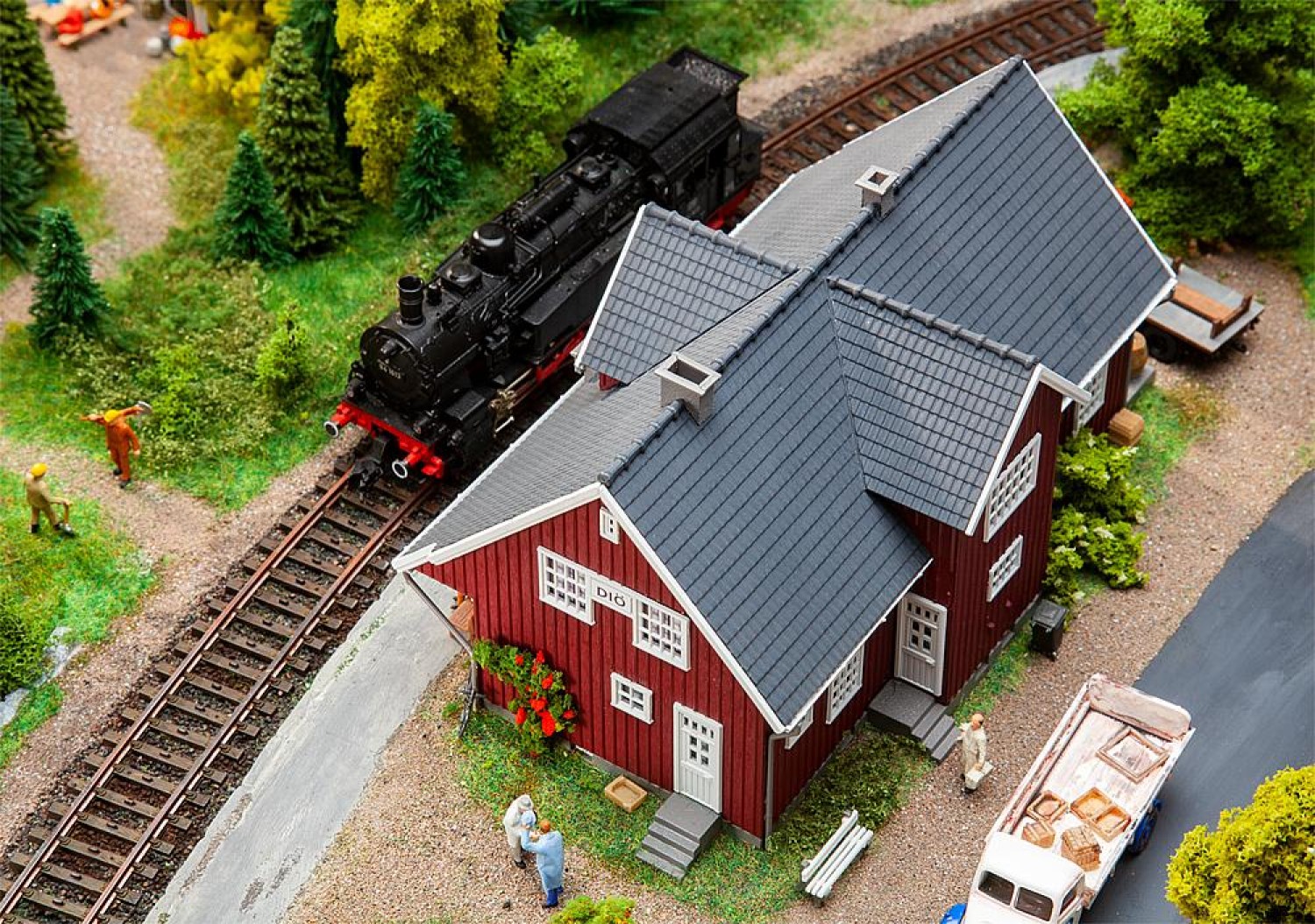 FALLER 110160 H0 Schwedischer Bahnhof 