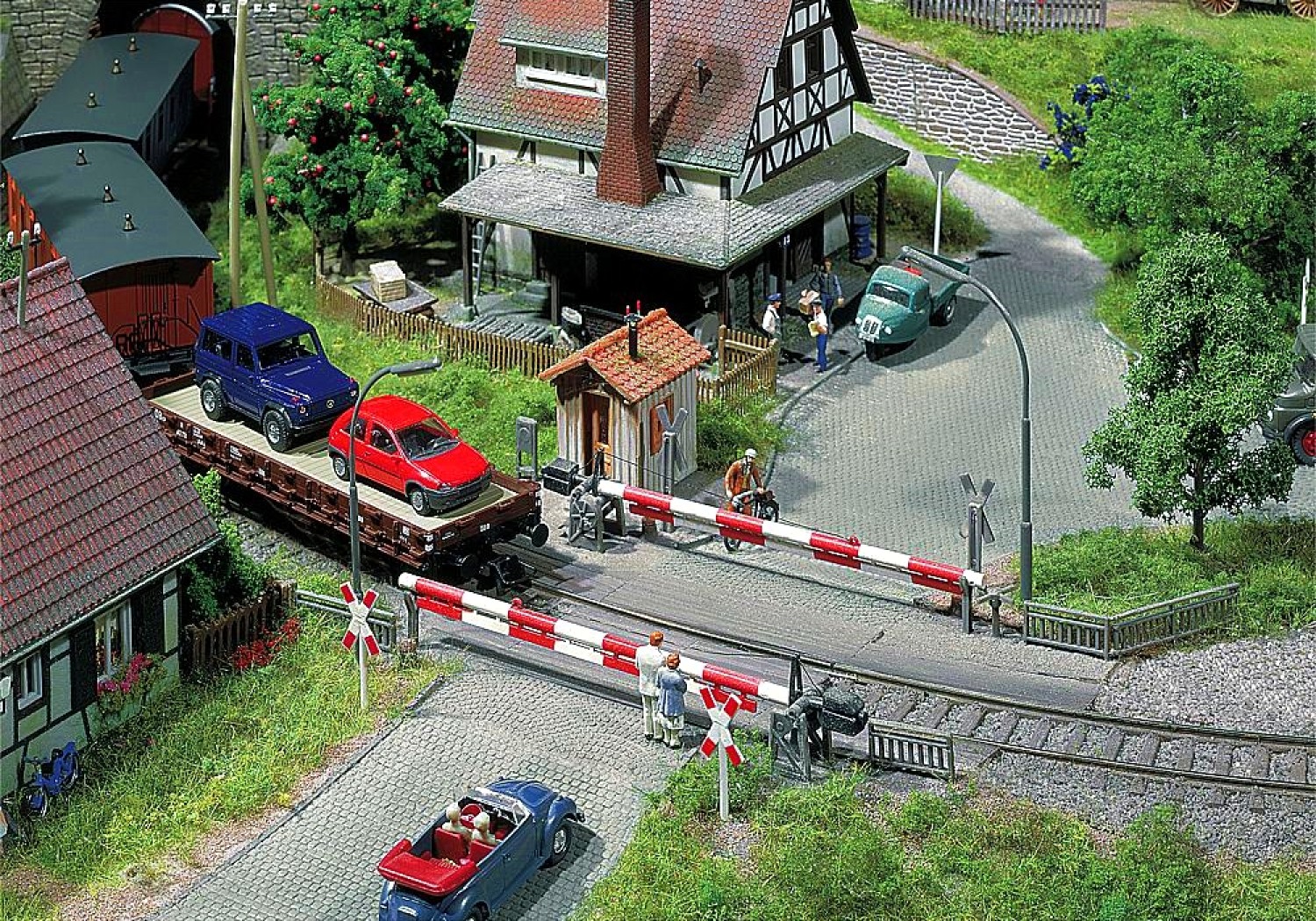 FALLER 120172 H0 Beschrankter Bahnübergang 