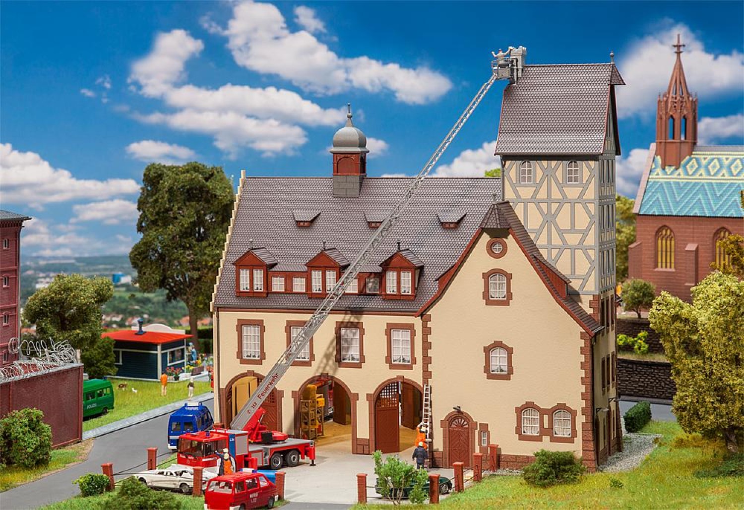 FALLER 130163 H0 Hauptfeuerwache 