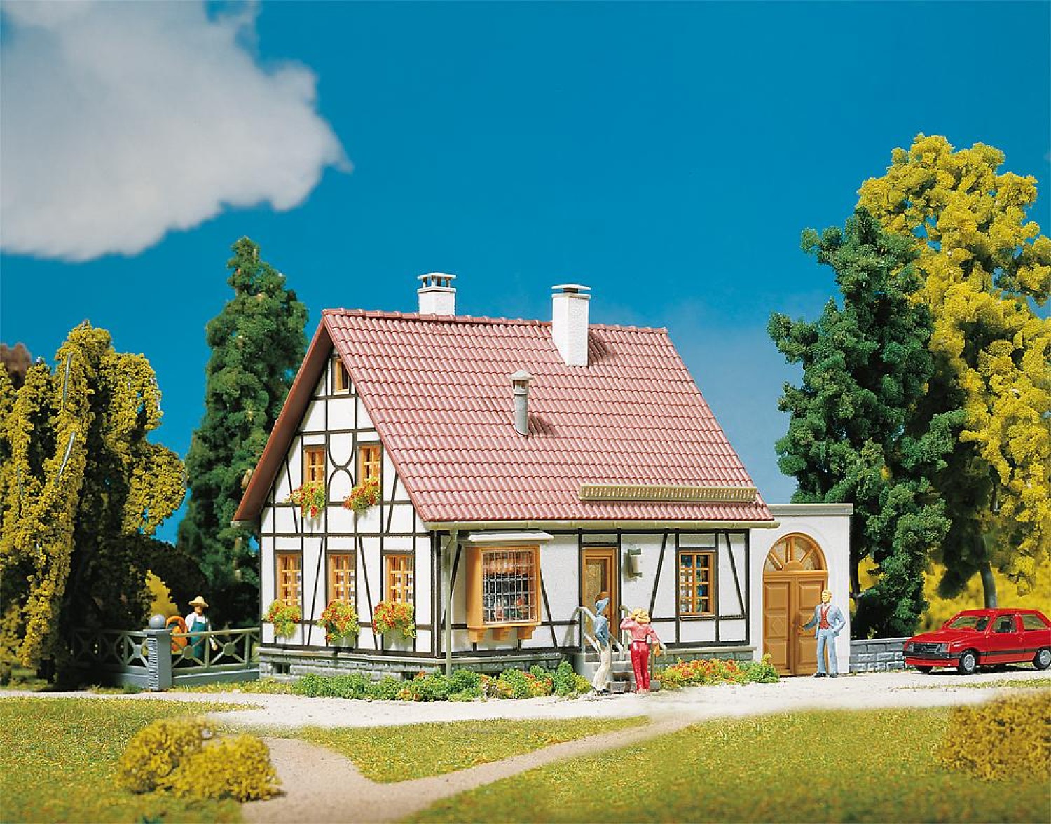 FALLER 130215 H0 Fachwerkhaus mit Garage 