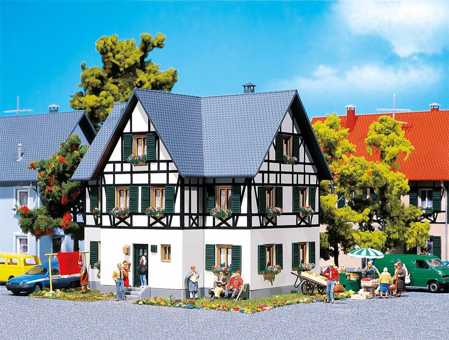 FALLER 130259 H0 Zweifamilienhaus mit Fachwerk 