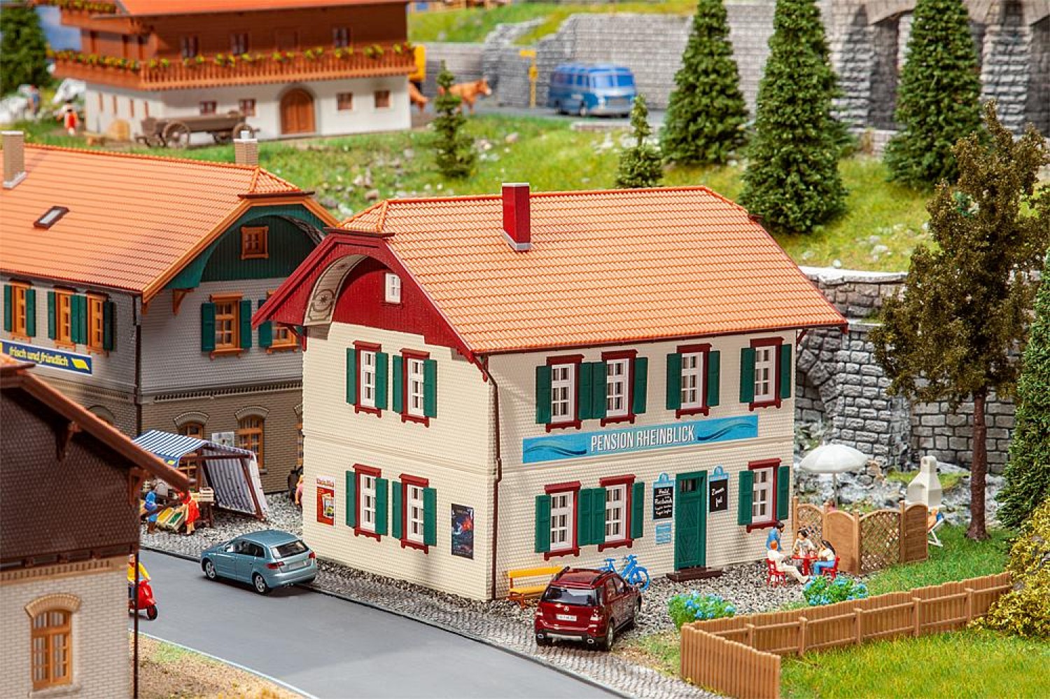 FALLER 130596 H0 Pension Rheinblick 
