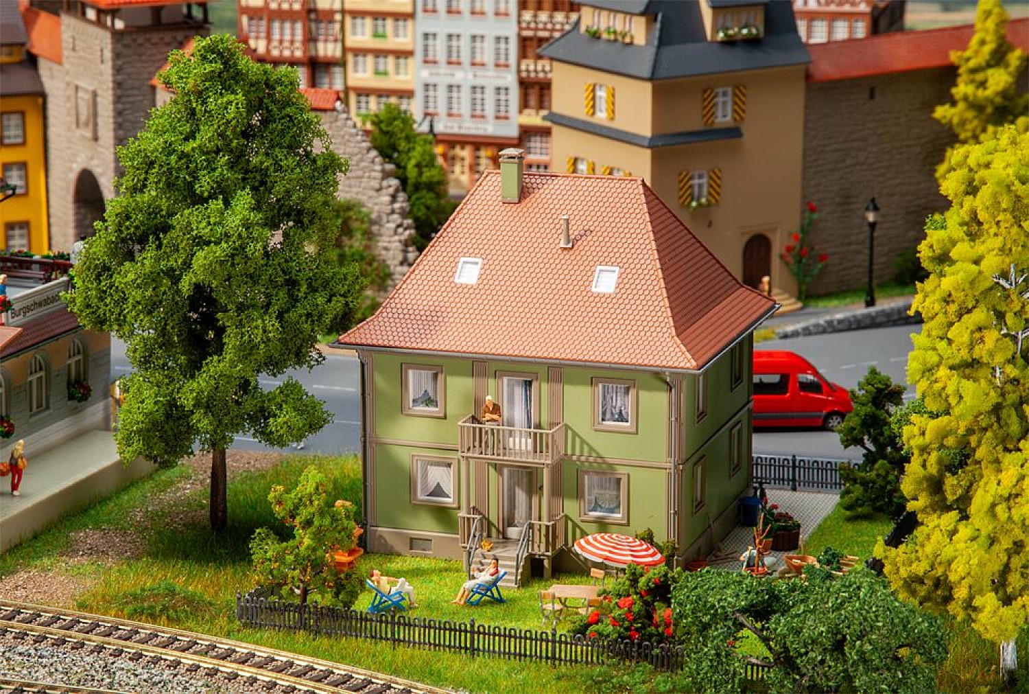 FALLER 130682 H0 Wohnhaus Kirchstraße 5 