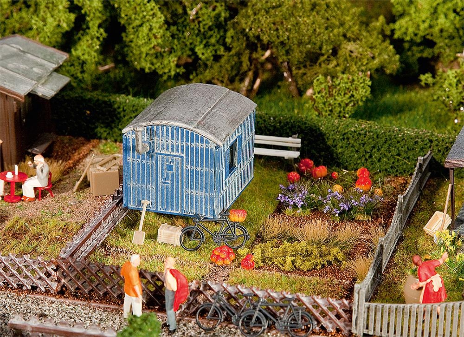 FALLER 180490 H0 Schrebergarten mit Bauwagen 