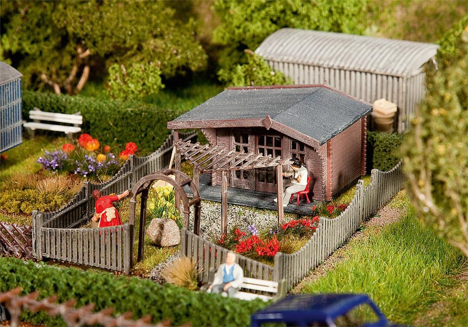 FALLER 180491 H0 Schrebergarten mit Gartenlaube 