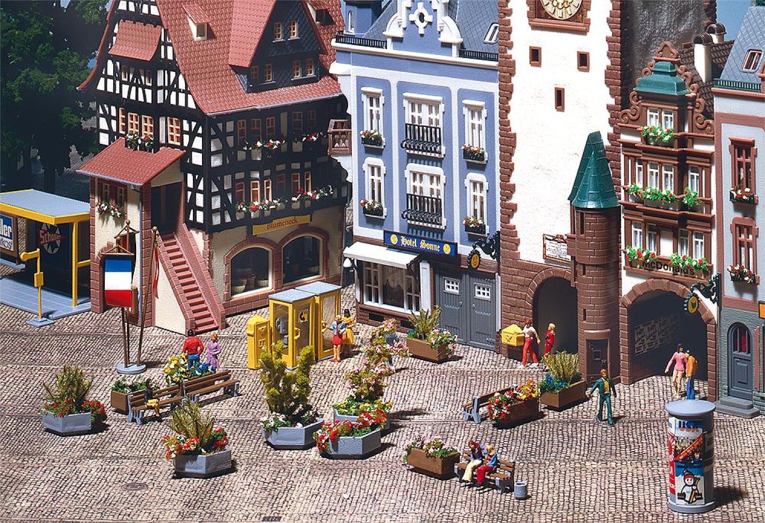 FALLER 180585 H0 Stadtausschmückung 